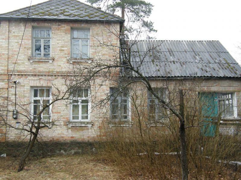 Киевская обл., Бородянский район, пгт Клавдиево-Тарасово, Ленина ул., 52