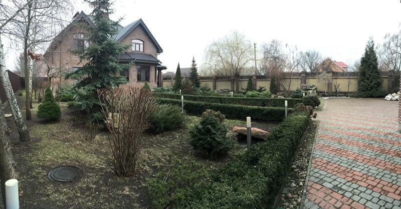 Киевская обл., Бориспольский район, с. Петропавловское, Бориспольская ул., 38