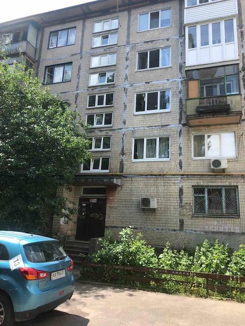 Киев, Волгоградская ул., 21А