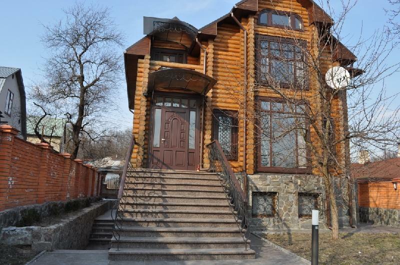 Киев, Волжская ул., 5