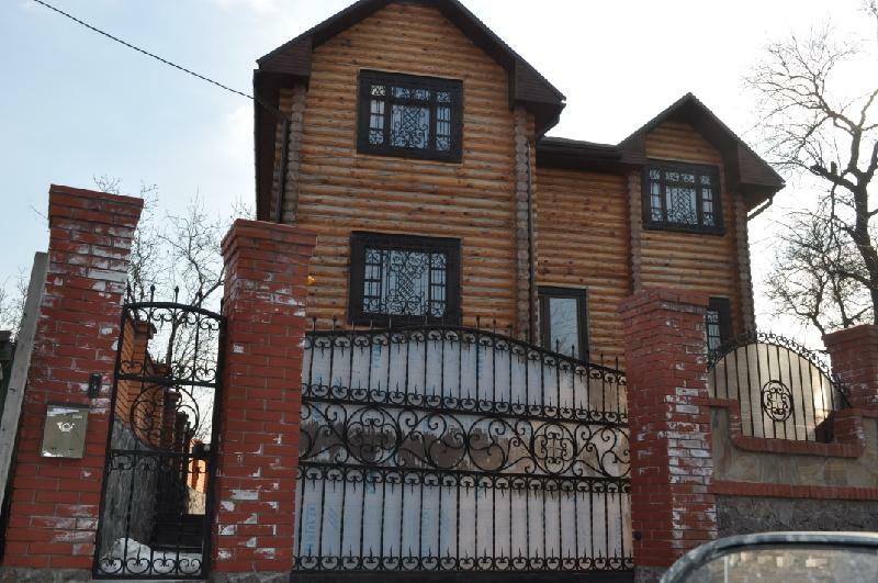 Киев, Волжская ул., 5