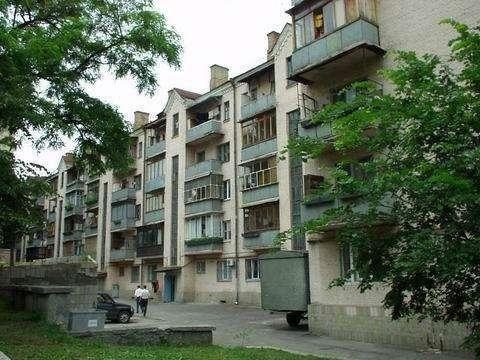 Київ, Володимира Винниченко вул., 20