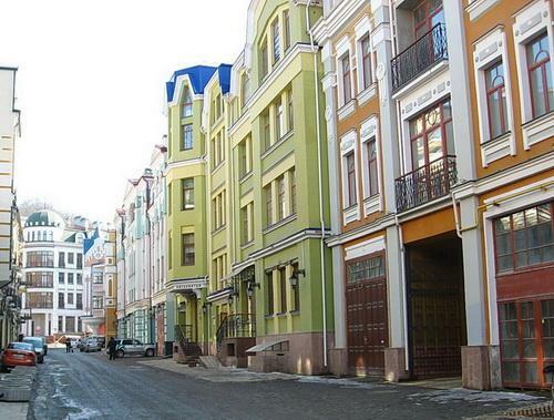 Киев, Андреевский спуск, 18