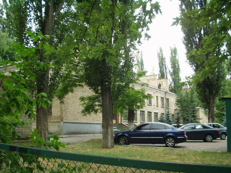 Київ, Олент Теліги вул., 43А