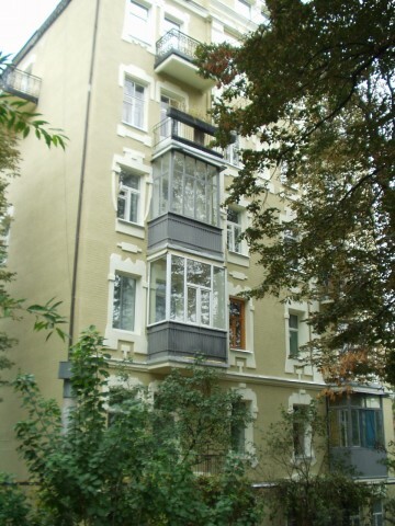 Київ, Мала Житомирська вул., 20В