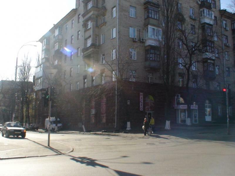 Київ, Гарматна вул., 29/31