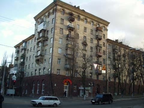 Київ, Гарматна вул., 29/31