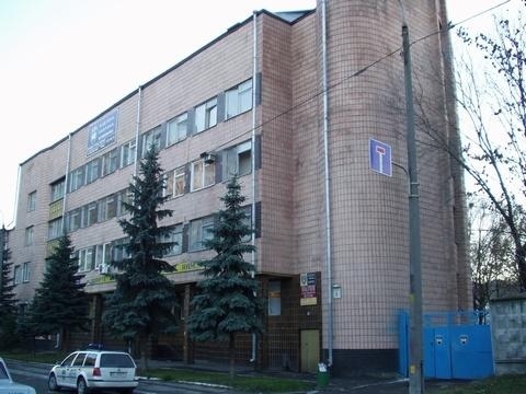 Киев, Семьи Праховых ул., 8