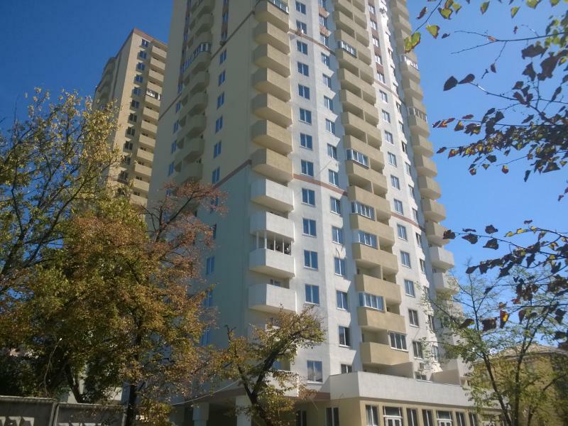 Киев, Западная ул., 12А