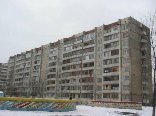 Киев, Героев Днепра ул., 47