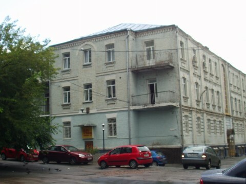 Киев, Спасская ул., 31Б