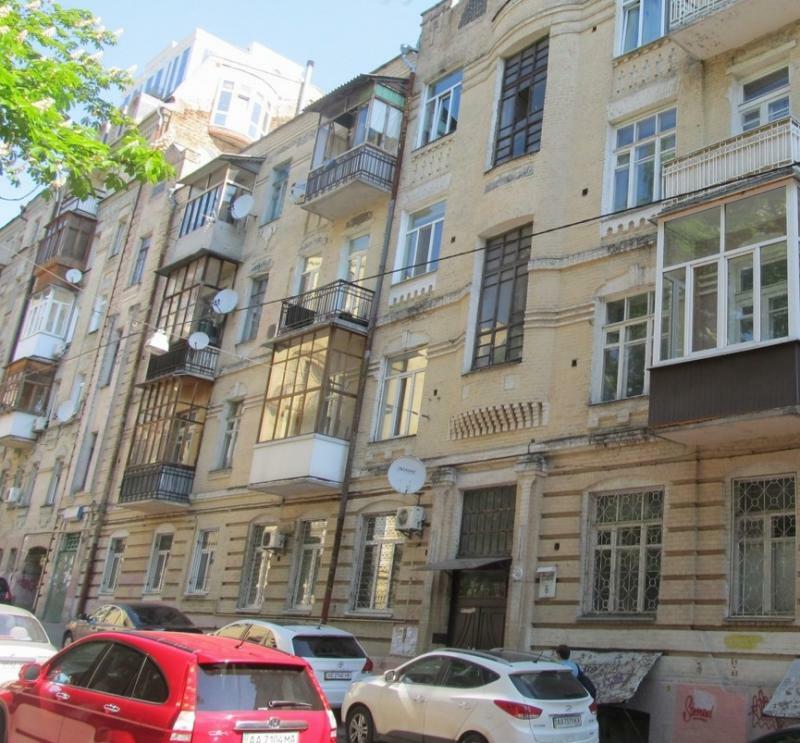 Киев, Чеховский пер., 6