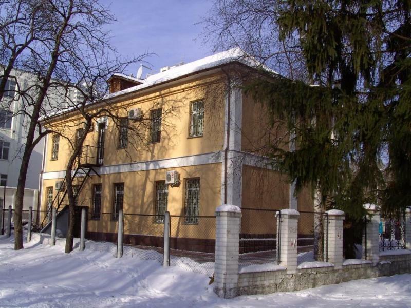 Киев, Смоленская ул., 17