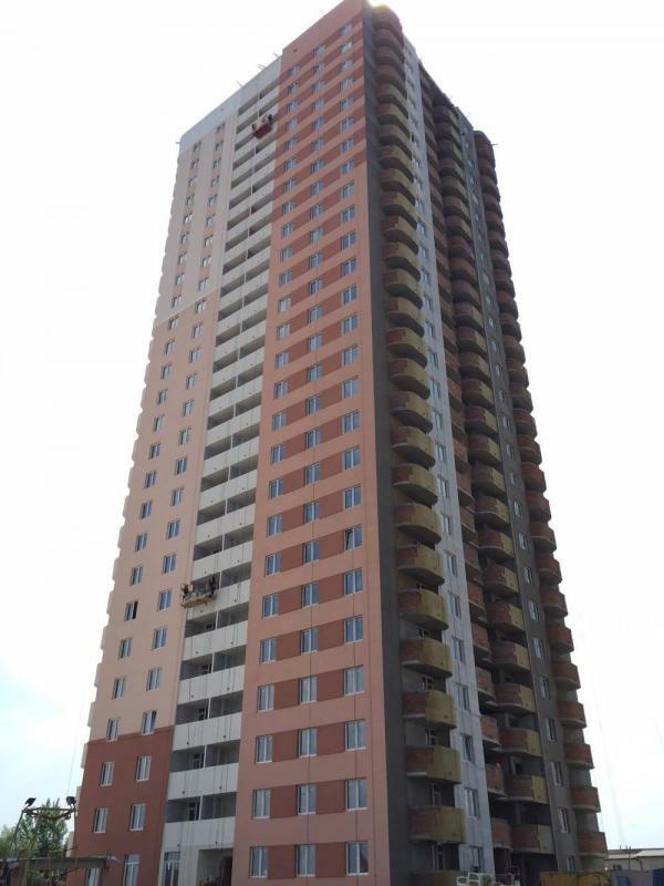 Київ, Зарічна вул., 15