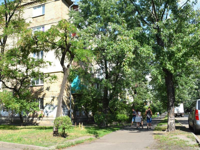 Продажа 1-комнатной квартиры 33 м², Строителей ул., 12