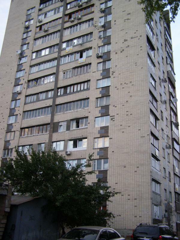 Оренда 2-кімнатної квартири 50 м², Тростянецька вул., 12