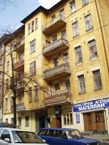 Київ, Тургенівська вул., 60