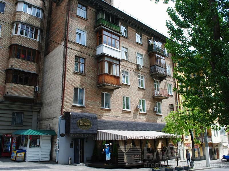 Киев, Тургеневская ул., 62