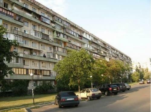 Киев, Маршала Малиновского ул., 3