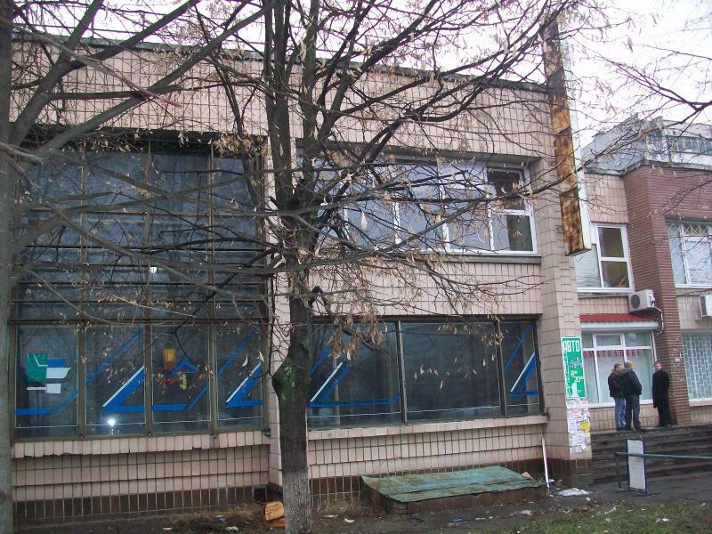 Київ, Райдужна вул., 6