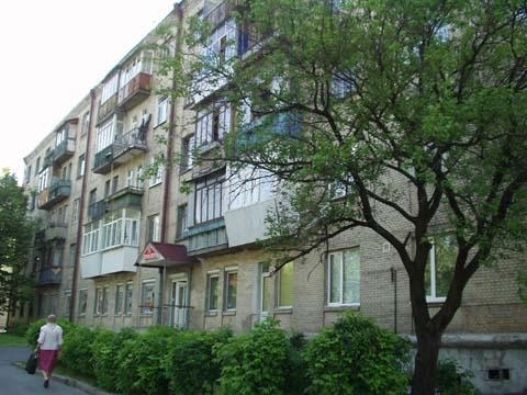 Киев, Дружбы Народов бул., 12