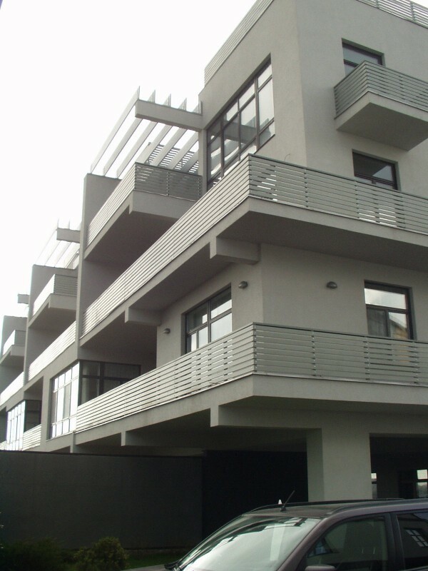 Киев, Глазунова ул., 13