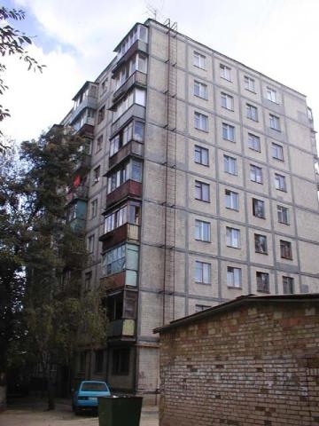 Киев, Гната Юры ул., 15