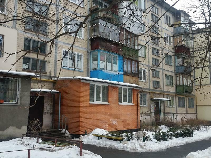 Киев, Гната Юры ул., 9Б
