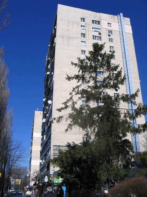 Київ, Русанівський бул., 2/8