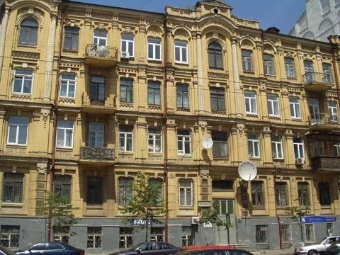 Оренда 5-кімнатної квартири 225 м², Саксаганського вул., 28