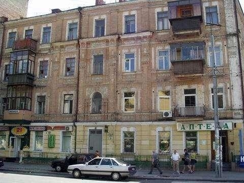 Київ, Саксаганського вул., 51