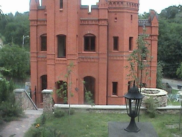 Киев, Омелютинская ул., 26