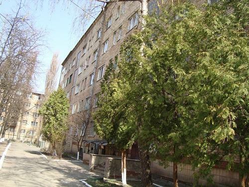 Київ, Депутатська вул., 25