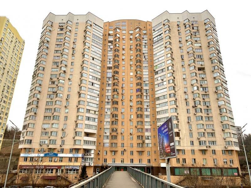 Оренда 2-кімнатної квартири 75 м², Саперно-Слобідська вул., 22