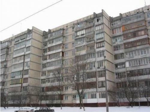 Киев, Славгородская ул., 2/10