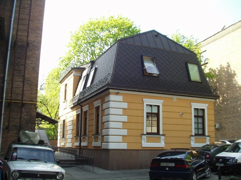 Київ, Михайла Брайчевського вул., 12А