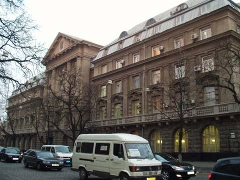 Київ, Володимирська вул., 33