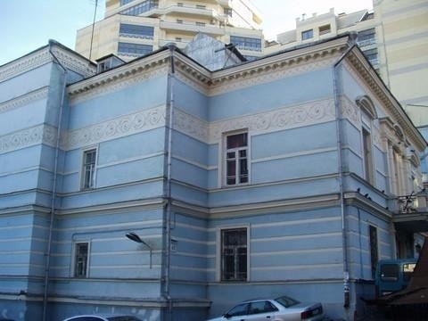 Киев, Владимирская ул., 45А
