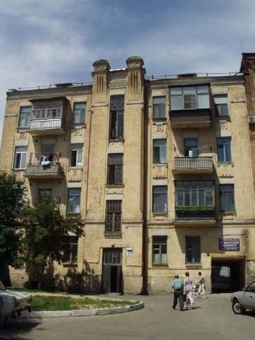 Киев, Владимирская ул., 34