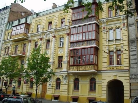 Киев, Пушкинская ул., 33А