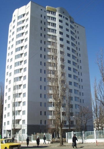 Киев, Вересневая ул., 1