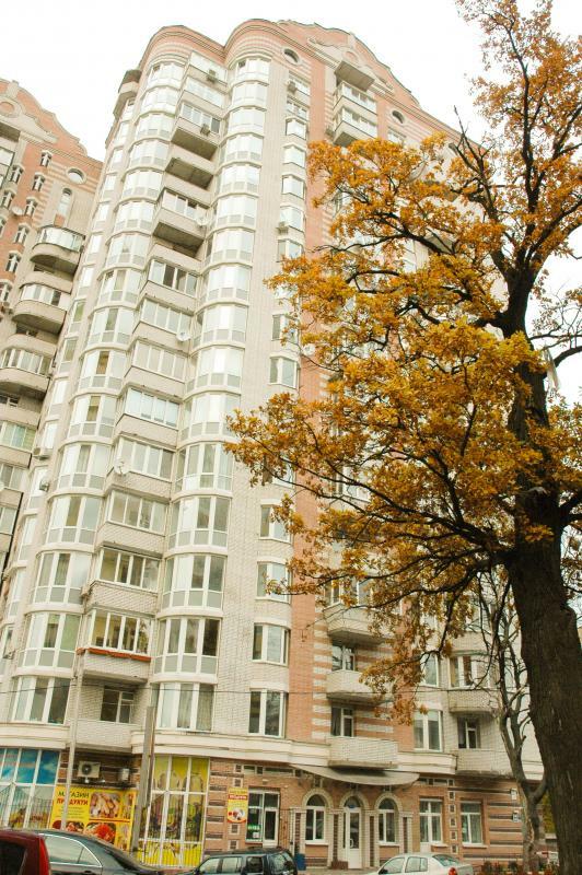 Оренда 3-кімнатної квартири 105 м², Степана Руданського вул., 4-6