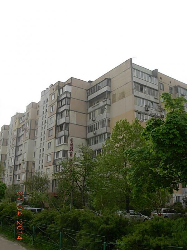 Киев, Героев Днепра ул., 62