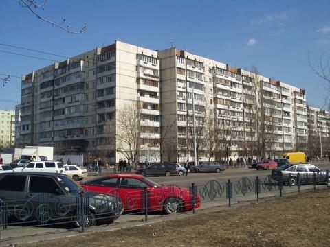 Киев, Героев Днепра ул., 43