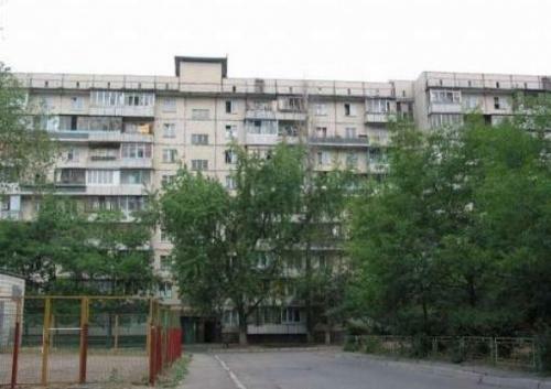 Киев, Героев Днепра ул., 3