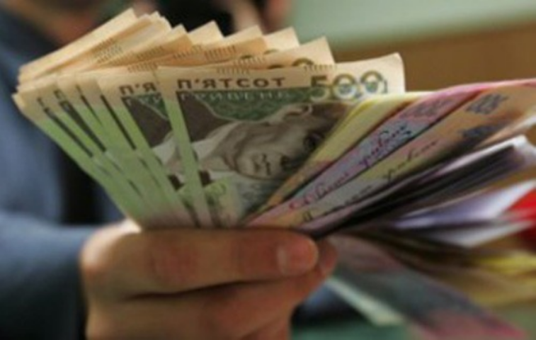 Украинские вкладчики остаются без дохода: что будет с депозитами