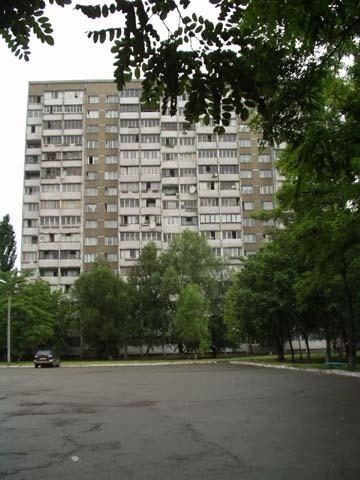 Киев, Композитора Лятошинского ул., 8