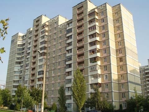 Киев, Ирпенская ул., 63/5