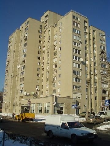 Київ, Казимира Малевича вул., 83