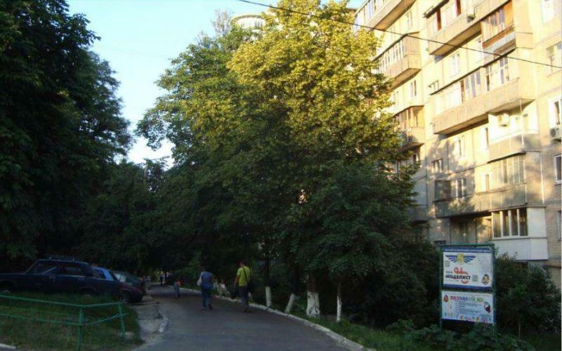 Оренда 2-кімнатної квартири 52 м², Кавказька вул., 13